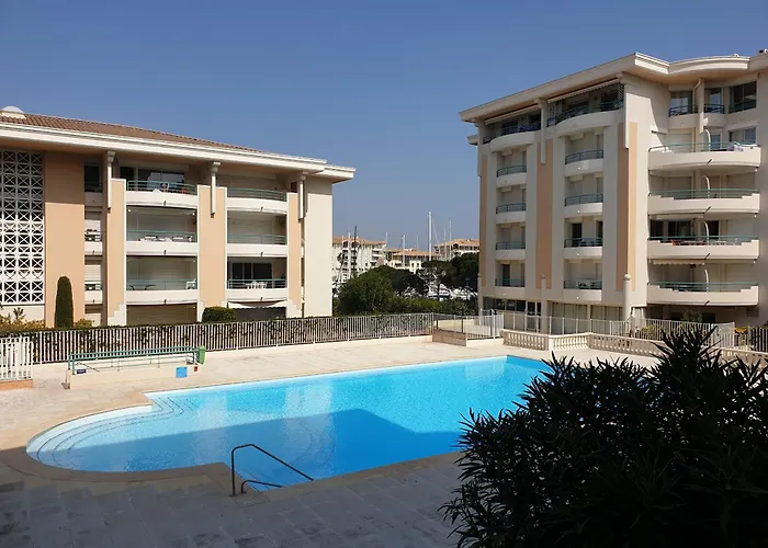 Port Frejus, 100 M Des Plages, Le Cesaree, T2 30M2
